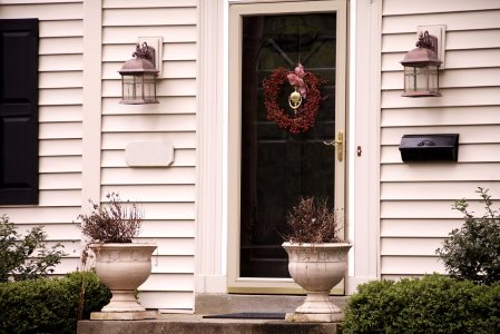 Vinyl siding by Chris Normile Roofing